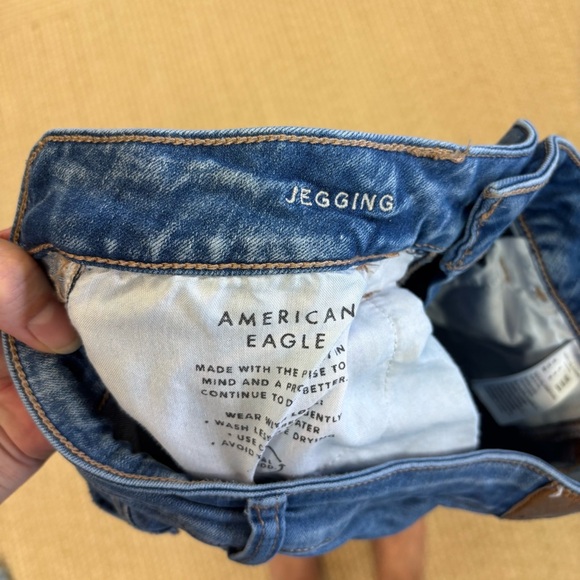 American Eagle Sz 10 Short Jeggings Bundle(2) Distressed Next Level Stretch - Picture 16 of 16